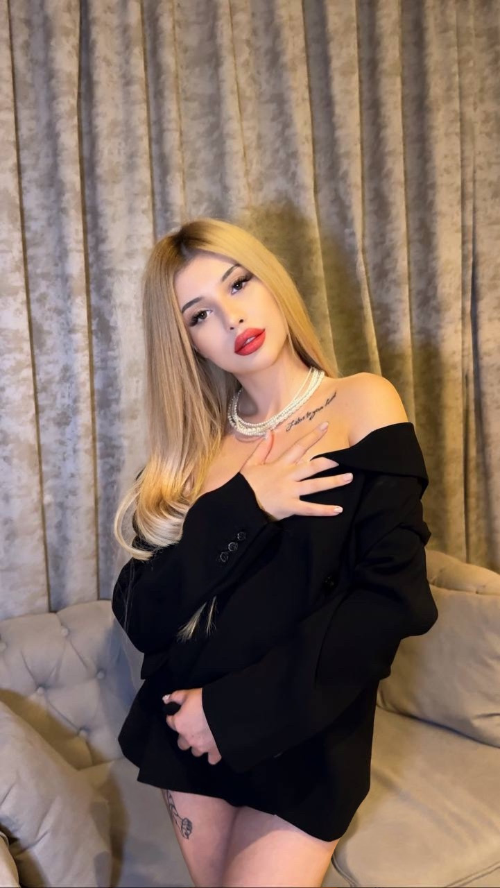 Natalia photo 2