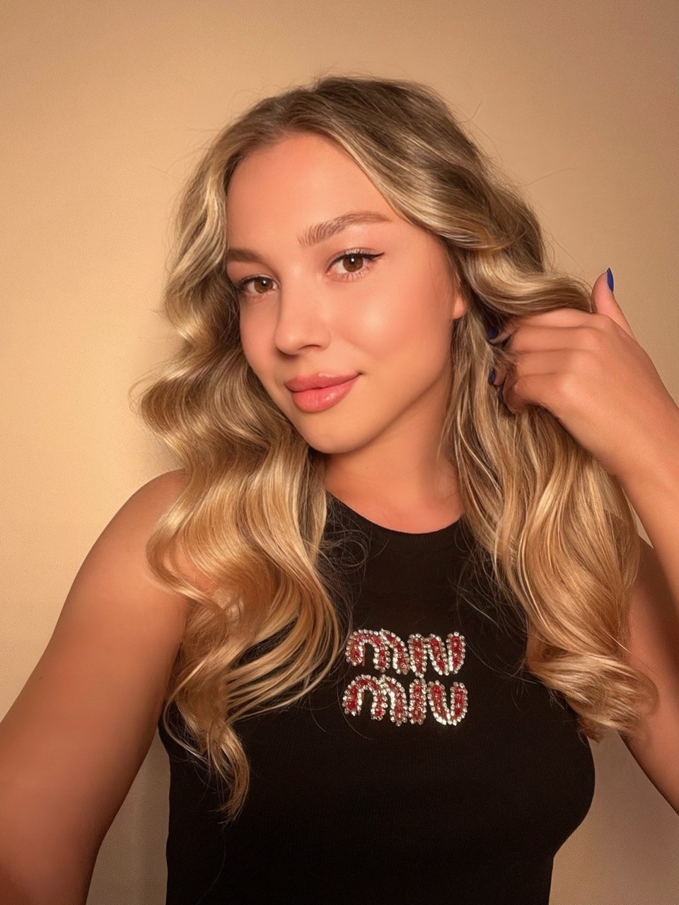 Valeria — escort model in Milan